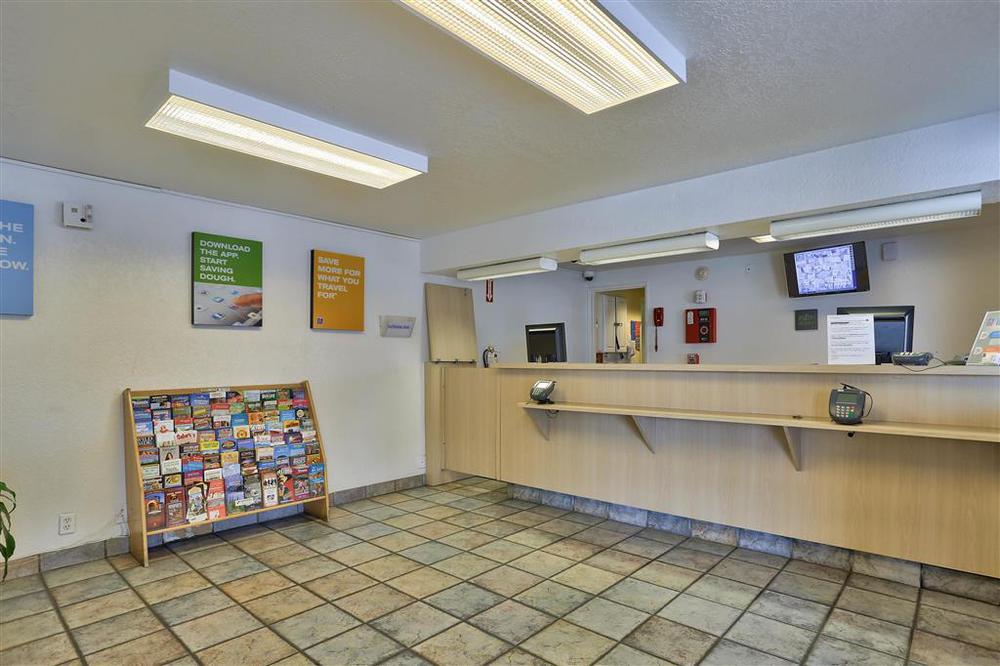 Phoenix Inn Εσωτερικό φωτογραφία